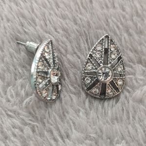 Antique style earrings